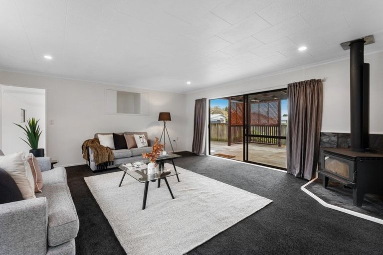 Photo of property in 7 Tawa Street, Hilltop, Taupo, 3330