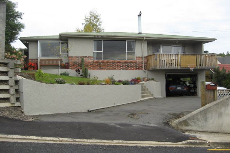 Photo of property in 18 Clyde Street, Kinmont Park, Mosgiel, 9024
