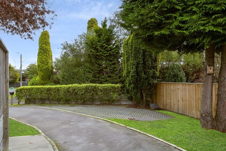 Photo of property in 6 Kensington Place, Richmond Heights, Taupo, 3330