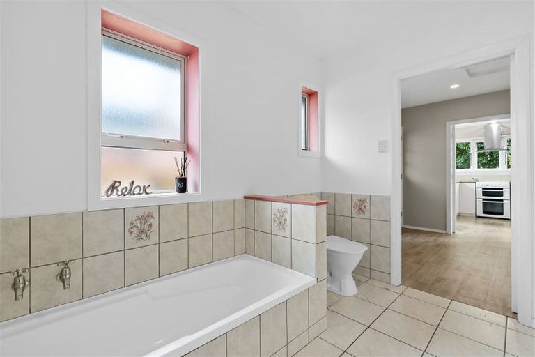 Photo of property in 25 Greenhurst Street, Sockburn, Christchurch, 8042