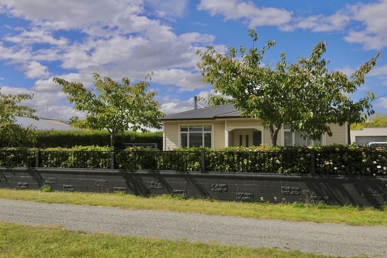 Photo of property in 66 Bledisloe Street, Kurow, 9435