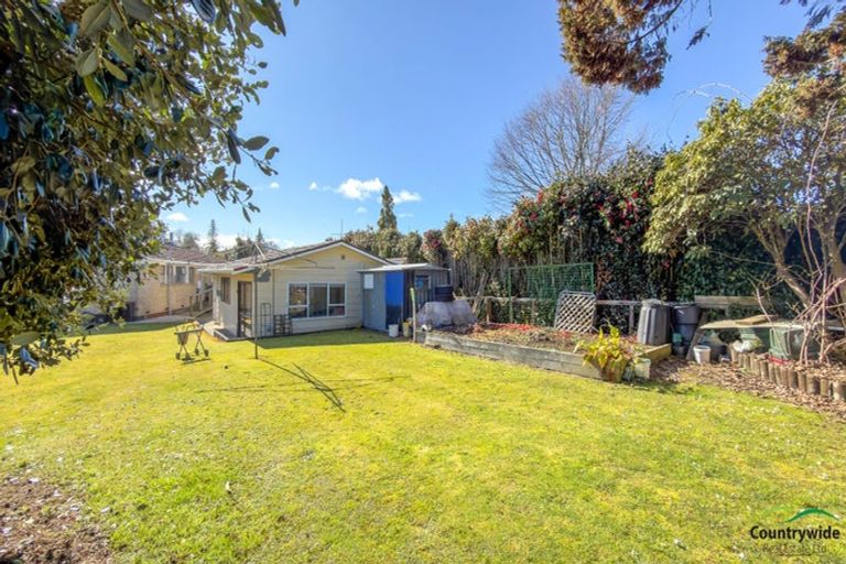 Photo of property in 60 Aotea Crescent, Tokoroa, 3420