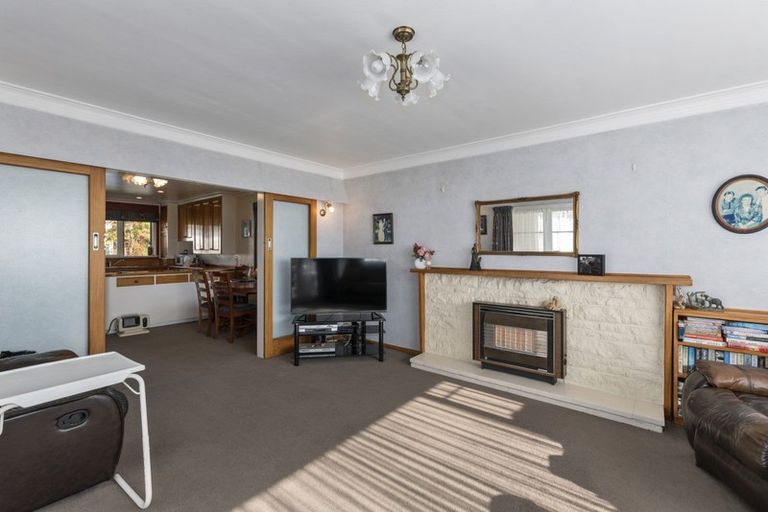 Photo of property in 94 Bartholomew Road, Levin, 5510