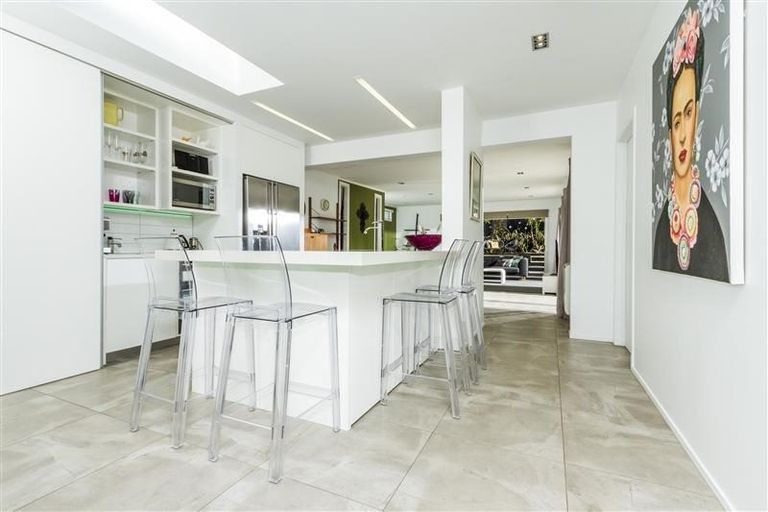 Photo of property in 37 Killarney Avenue, Torbay, Auckland, 0630