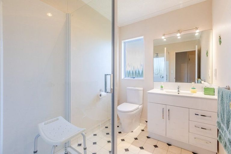 Photo of property in 4 Ebury Mews, Taradale, Napier, 4112