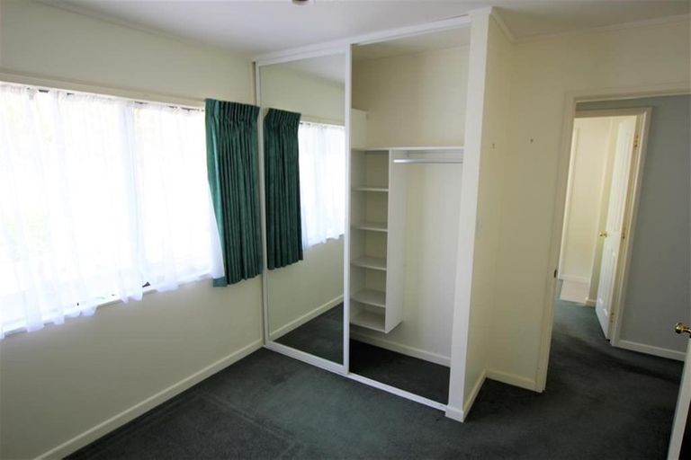 Photo of property in 1/12 Beatrice Avenue, Hillcrest, Auckland, 0627