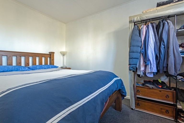 Photo of property in 38 Acacia Street, Kelvin Grove, Palmerston North, 4414