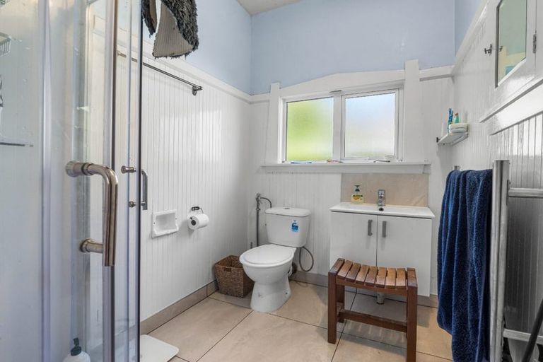 Photo of property in 2/3 Karamu Street, Upper Riccarton, Christchurch, 8041