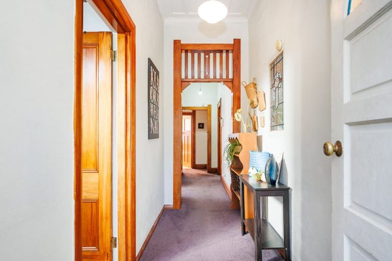 Photo of property in 1 Lytton Street, Feilding, 4702