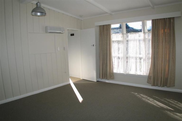 Photo of property in 8/93 Waikawa Road, Picton, 7220