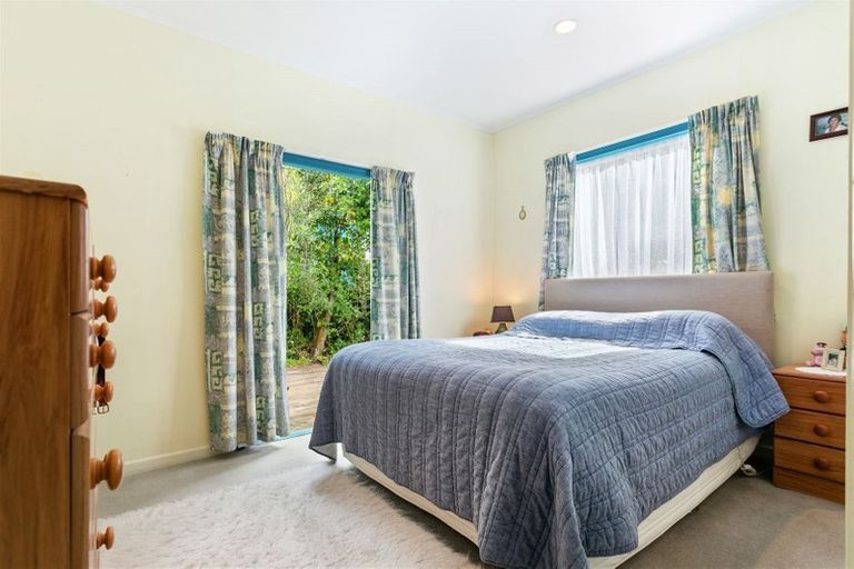 Photo of property in 24 Withers Road, Glen Eden, Auckland, 0602