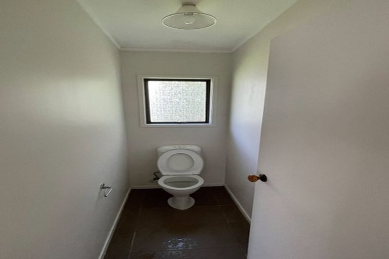 Photo of property in 3 Halder Place, Torbay, Auckland, 0632