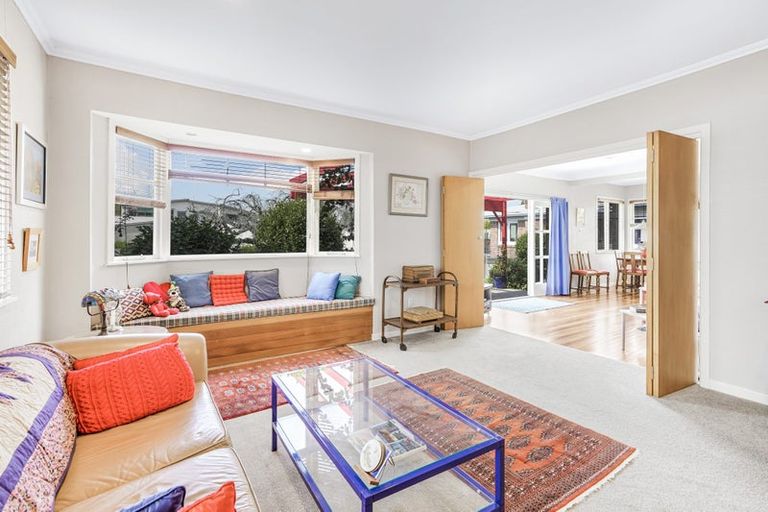 Photo of property in 15 Kelvin Place, Hamilton East, Hamilton, 3216