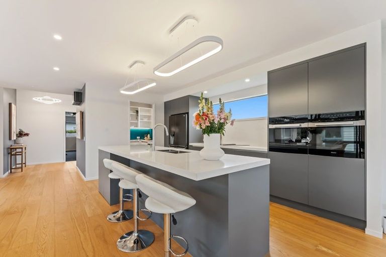 Photo of property in 5 Shearwater Lane, Point Wells, 0986