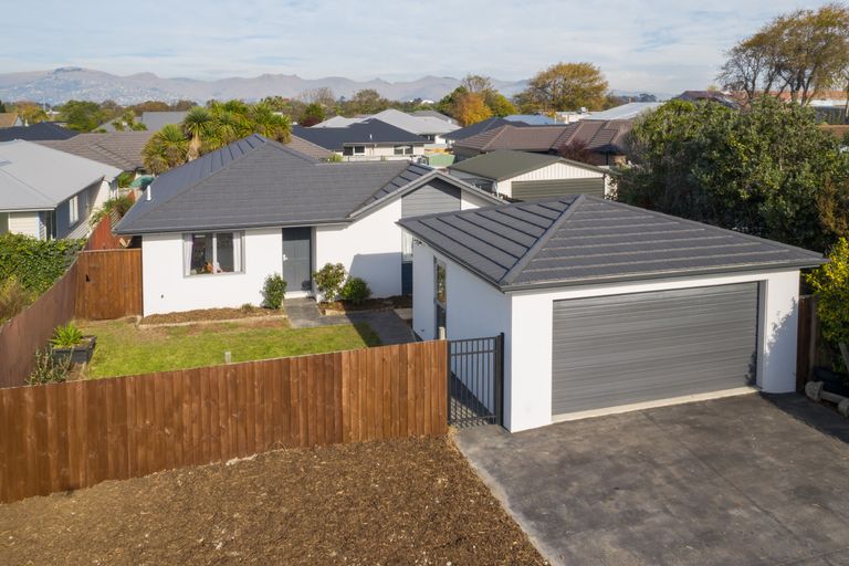 Photo of property in 3 Caithness Street, New Brighton, Christchurch, 8083