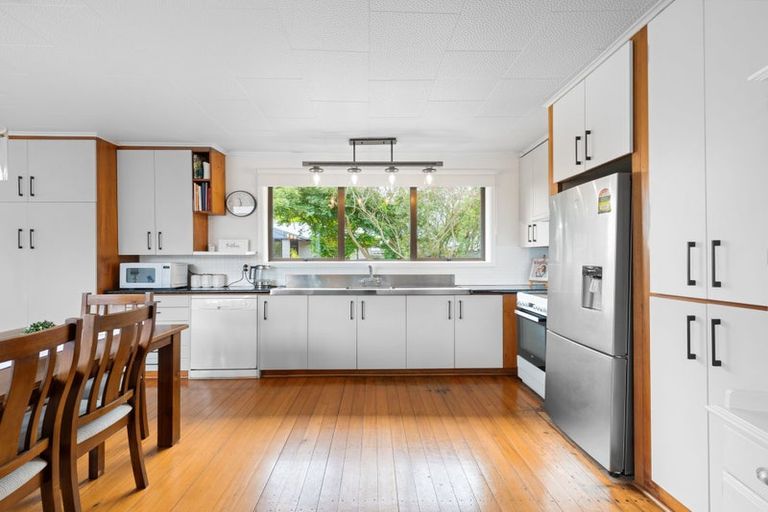 Photo of property in 856 Main North Road, Belfast, Christchurch, 8051