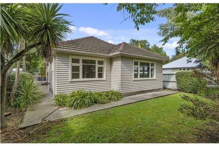 Photo of property in 1/5 Tara Street, Riccarton, Christchurch, 8041