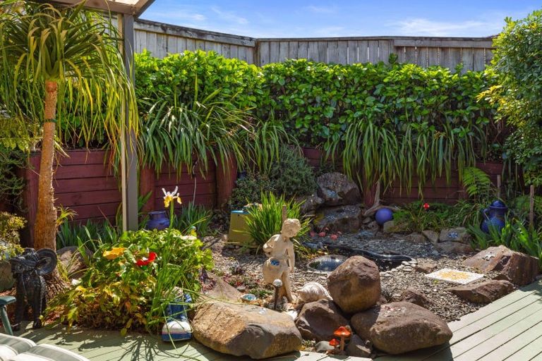 Photo of property in 5 Kirtle Close, Pyes Pa, Tauranga, 3112