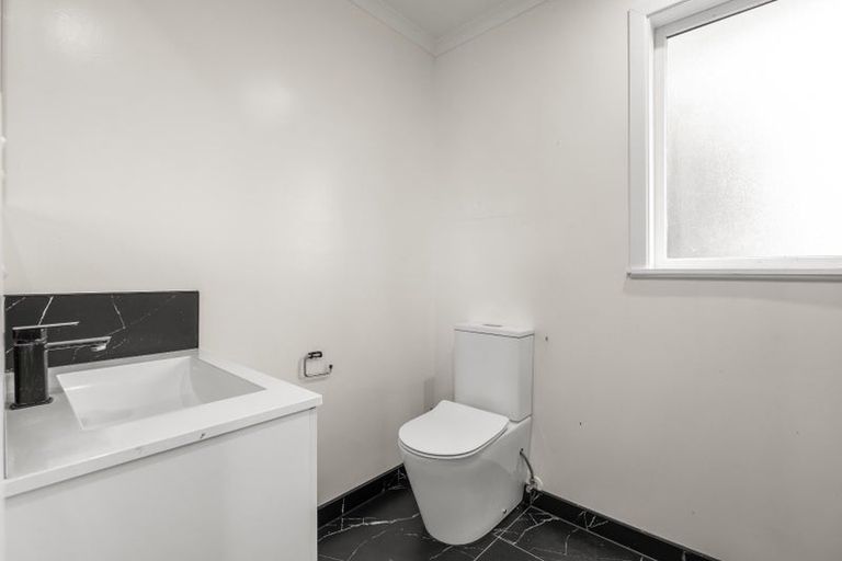 Photo of property in 9 Sacha Place, Glenview, Hamilton, 3206