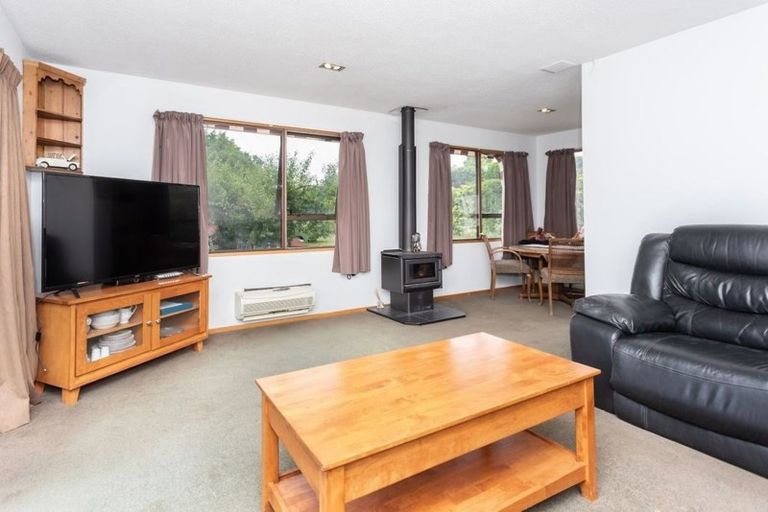 Photo of property in 35 Chinnerys Road, Woodend, 7610