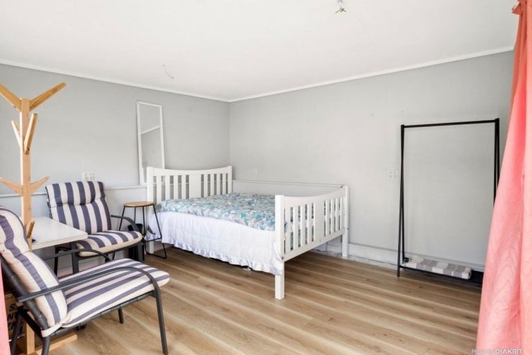 Photo of property in 25a Bauchop Road, Waterloo, Lower Hutt, 5011