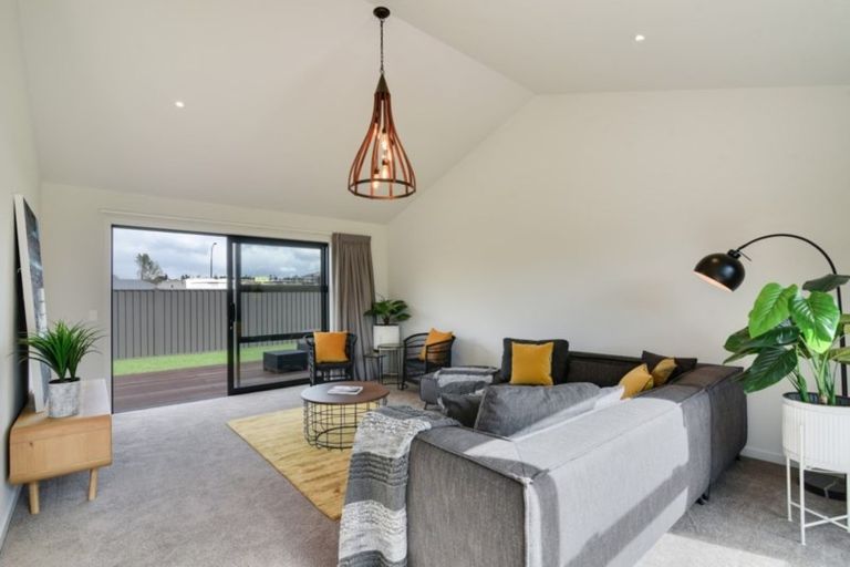 Photo of property in 22 Cumberland Road, Lower Shotover, Queenstown, 9304