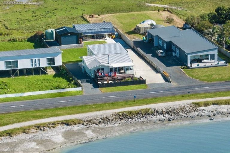 Photo of property in 875 East Coast Road, Kaiaua, Pokeno, 2473