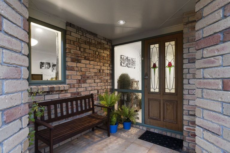 Photo of property in 10 Wouldbank Way, Welcome Bay, Tauranga, 3112