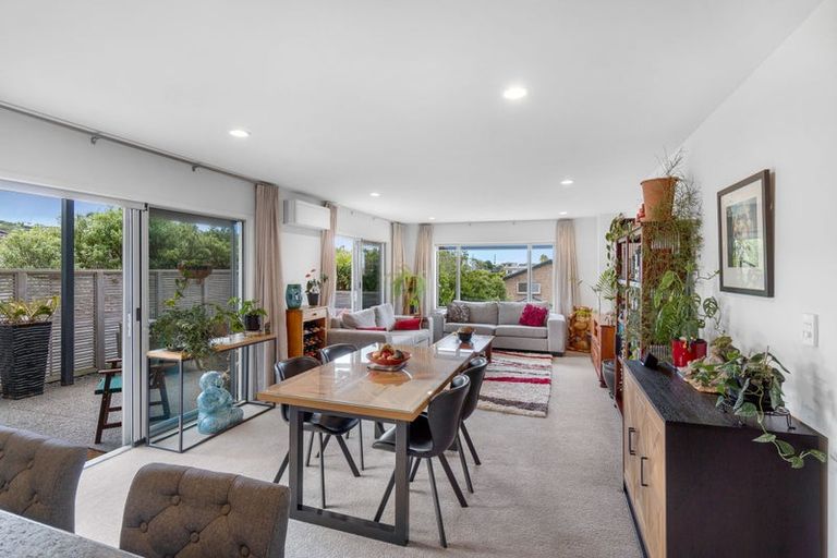 Photo of property in 8 Bayview Park Lane, Orewa, 0931