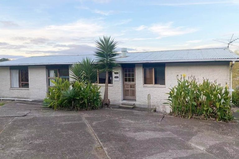 Photo of property in 19 Spur Road, Stillwater, Silverdale, 0993