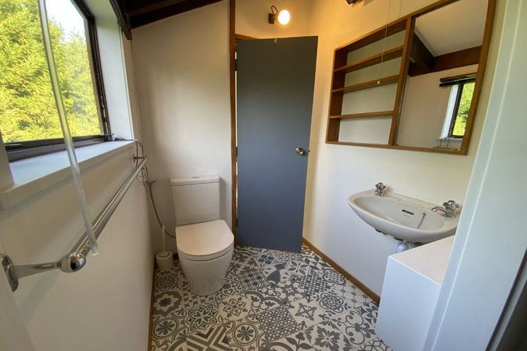 Photo of property in 9 Handley Place, Glen Avon, New Plymouth, 4312