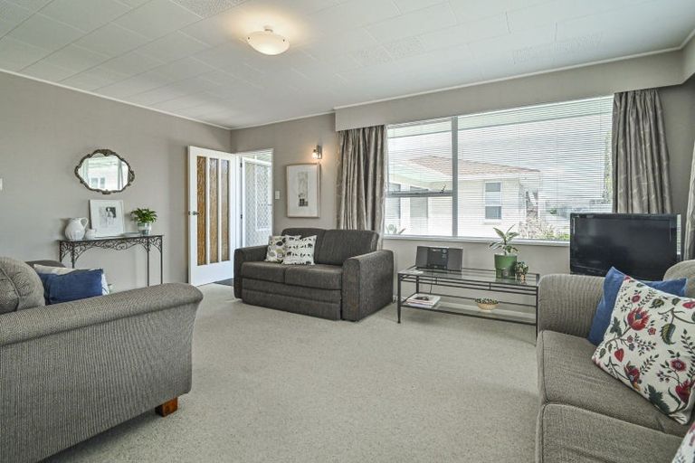 Photo of property in 220b Wolseley Street, Mayfair, Hastings, 4122