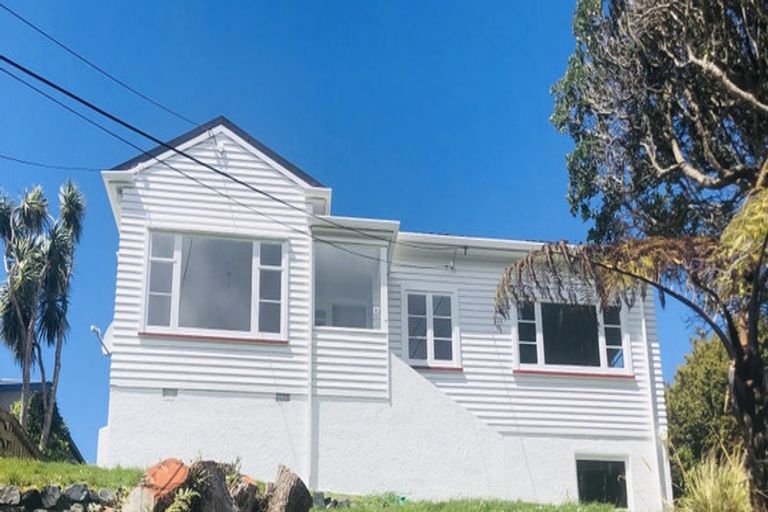 Photo of property in 17 Clutha Avenue, Khandallah, Wellington, 6035