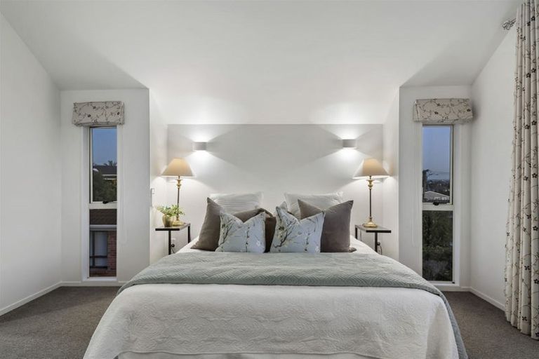 Photo of property in 1/11 Pine Ridge Terrace, Hauraki, Auckland, 0622