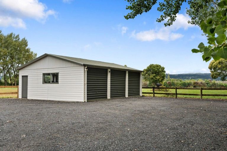 Photo of property in 419 Clevedon-takanini Road, Clevedon, 2582