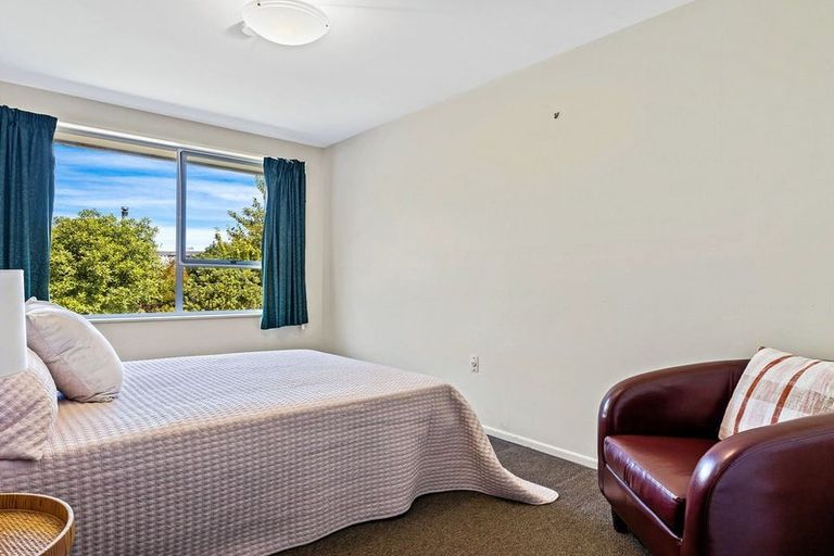 Photo of property in 1/1a Brentwood Street, Parklands, Christchurch, 8083