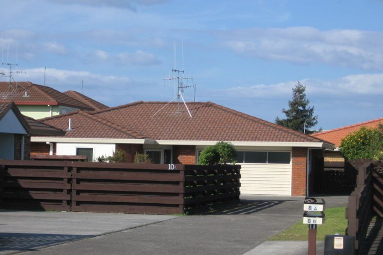 Photo of property in 8b Ngamotu Place, Mount Maunganui, 3116