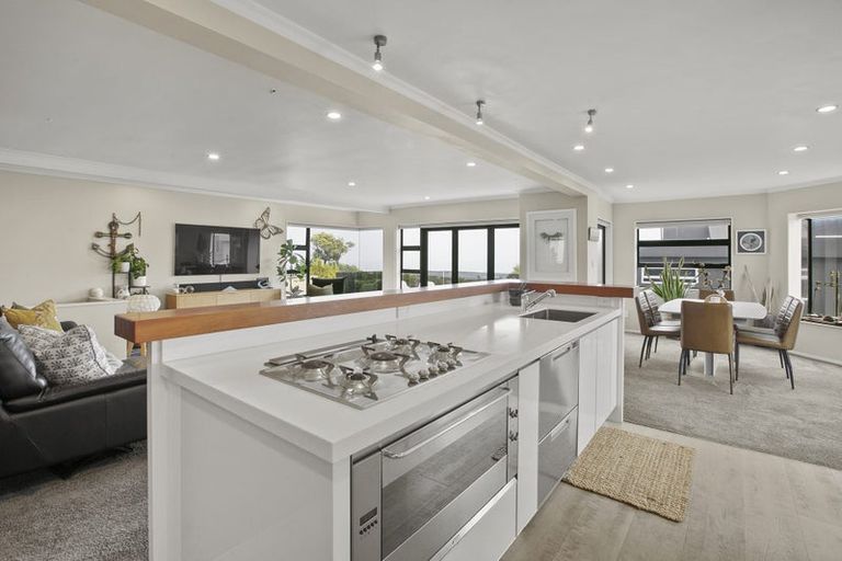 Photo of property in 3/23a Hamblyn Street, Strandon, New Plymouth, 4312