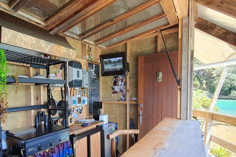 Photo of property in 165 Bon Accord Harbour, Kawau Island, 0920