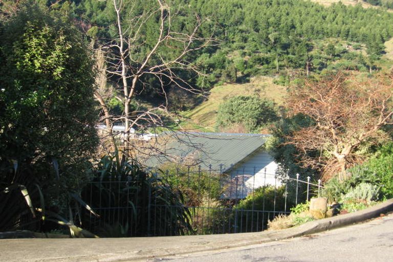 Photo of property in 11 Dalefield Drive, Cashmere, Christchurch, 8022