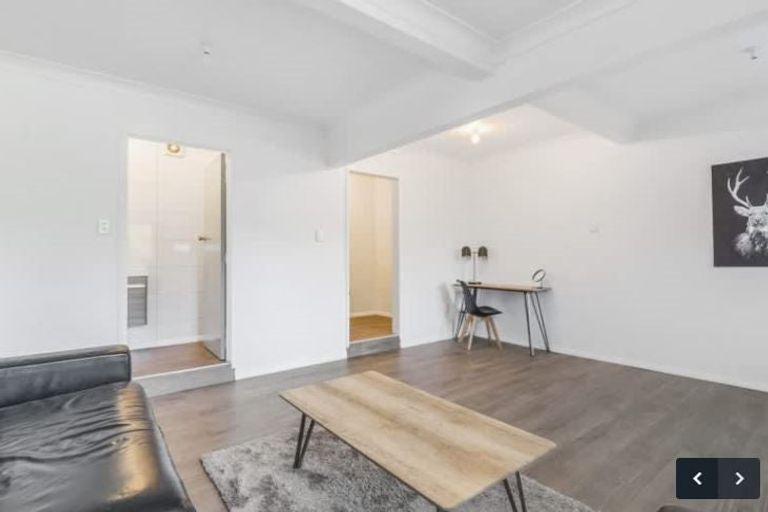 Photo of property in 33 Thomas Street, Stokes Valley, Lower Hutt, 5019