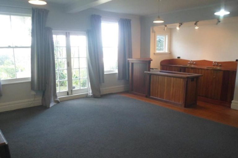 Photo of property in 5 Upland Road, Kelburn, Wellington, 6012