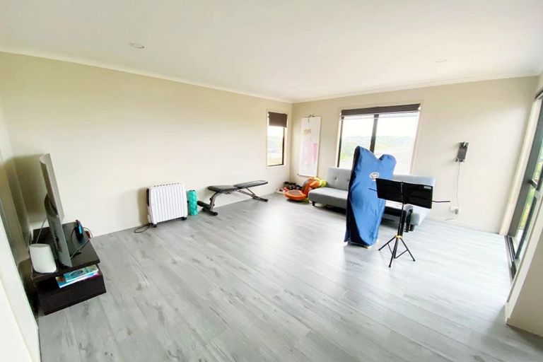 Photo of property in 20 Toroa Street, Torbay, Auckland, 0630