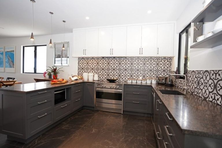 Photo of property in 24 Gazelle Way, Langs Beach, Waipu, 0582