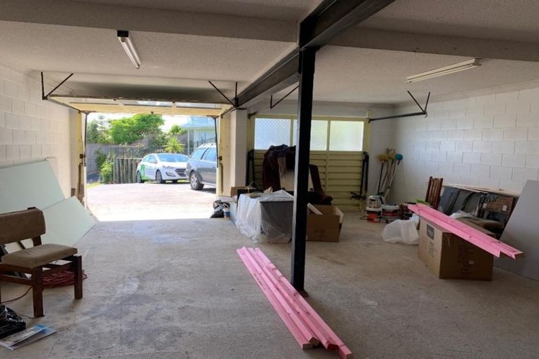 Photo of property in 7 Sykes Avenue, Hatfields Beach, Orewa, 0931