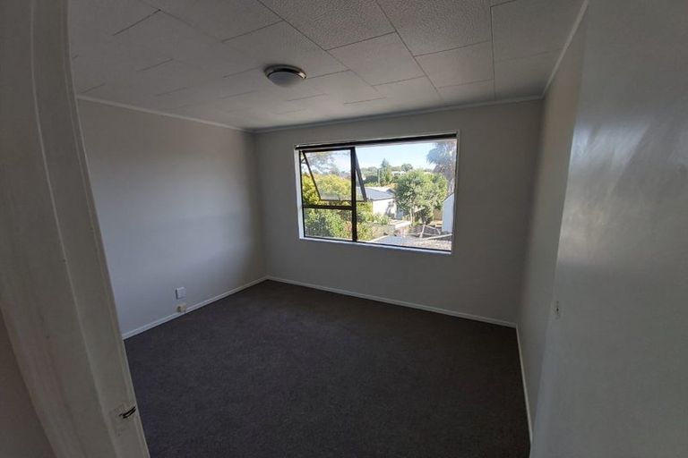 Photo of property in 2/7 Albertson Place, Manurewa, Auckland, 2102