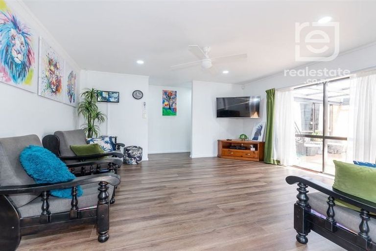 Photo of property in 3a Aotea Road, Glen Eden, Auckland, 0602