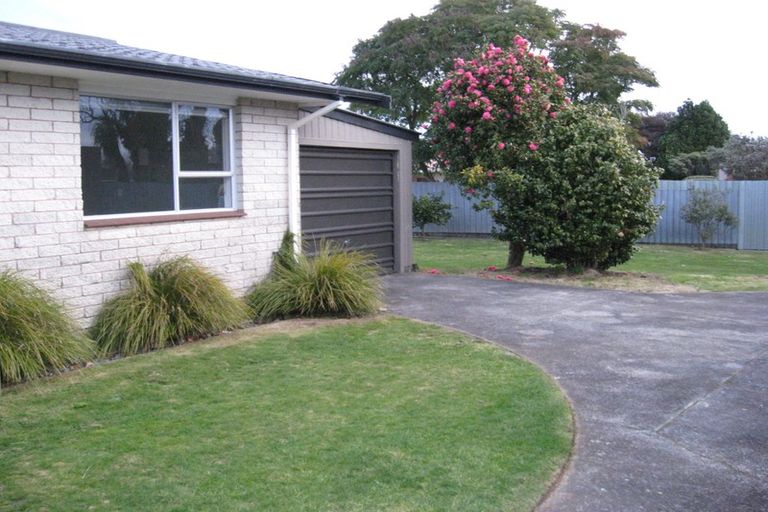 Photo of property in 26 Manu Crescent, Upper Vogeltown, New Plymouth, 4310