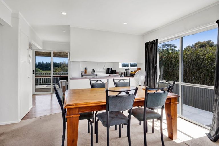 Photo of property in 17 Suther Street, Waverley, 4510