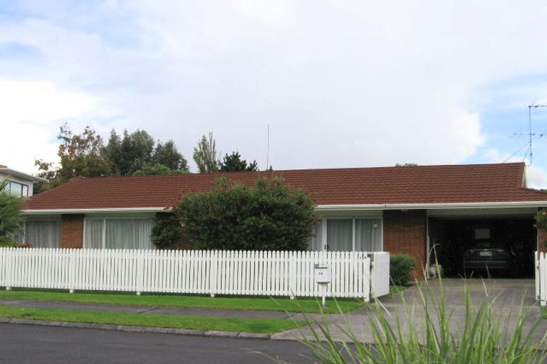 Photo of property in 18 Markham Place, Bucklands Beach, Auckland, 2012